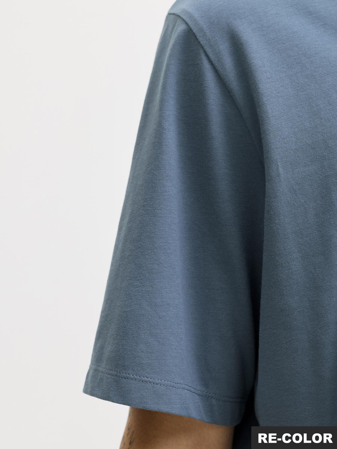 model_shot-detail